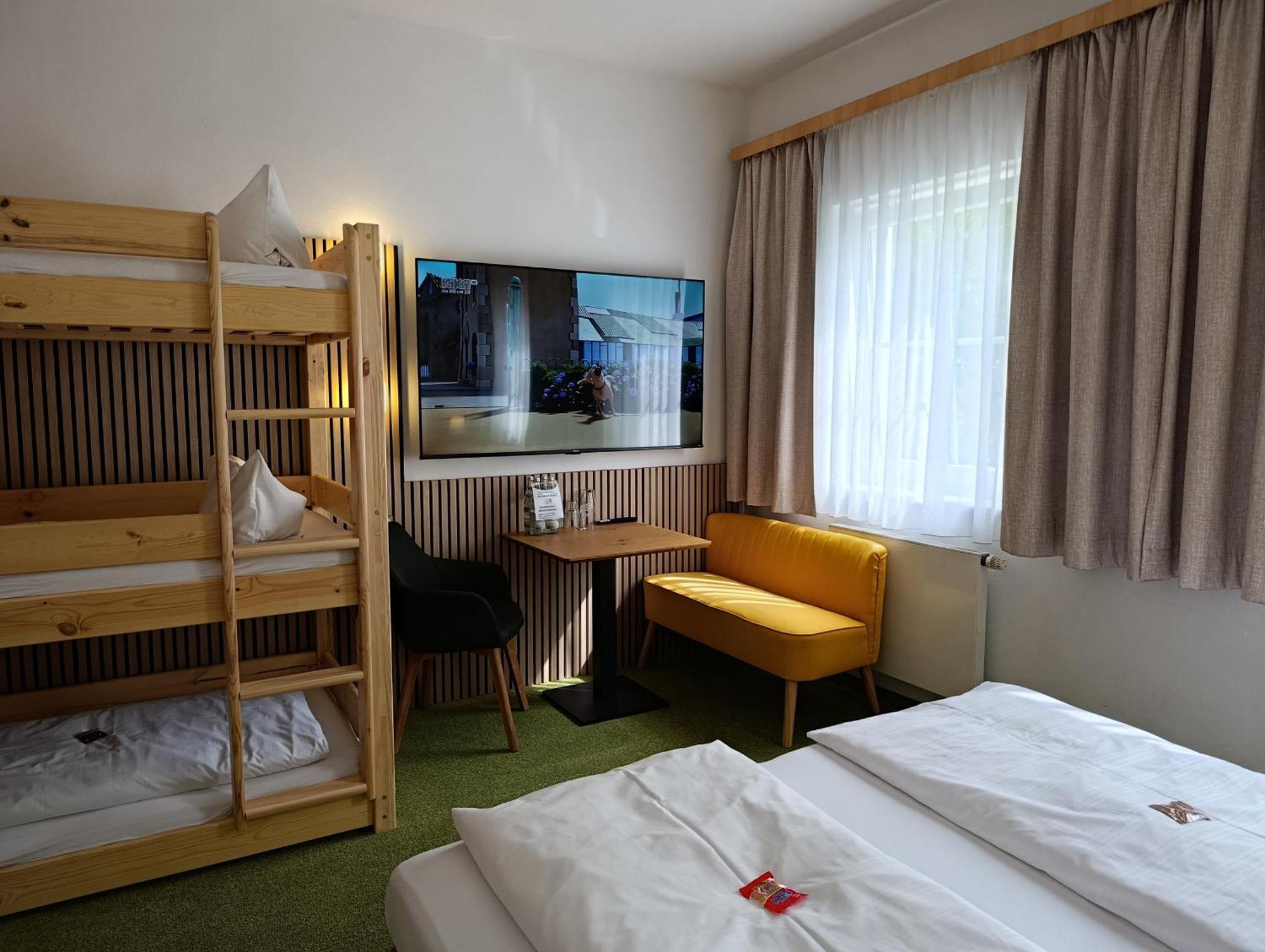 Familienhotel Nahe Der Therme Erding Exterior foto